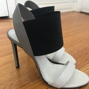 Vince high heels like new